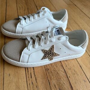 Vintage Havana Sneakers - brand new!